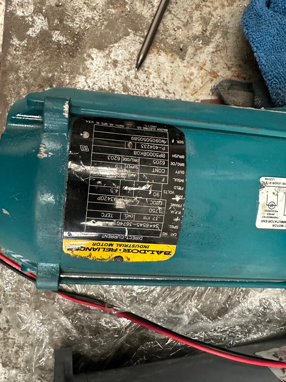 Motor de Corriente Directa 0.37 KW Baldor 34-6545-3674G1