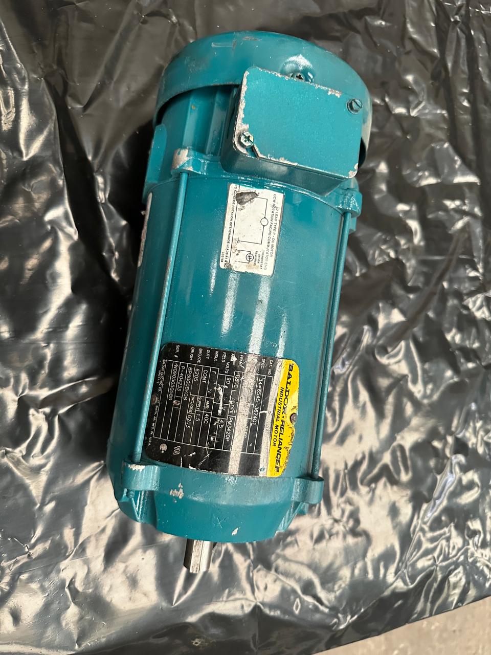 Motor de Corriente Directa 0.37 KW Baldor 34-6545-3674G1