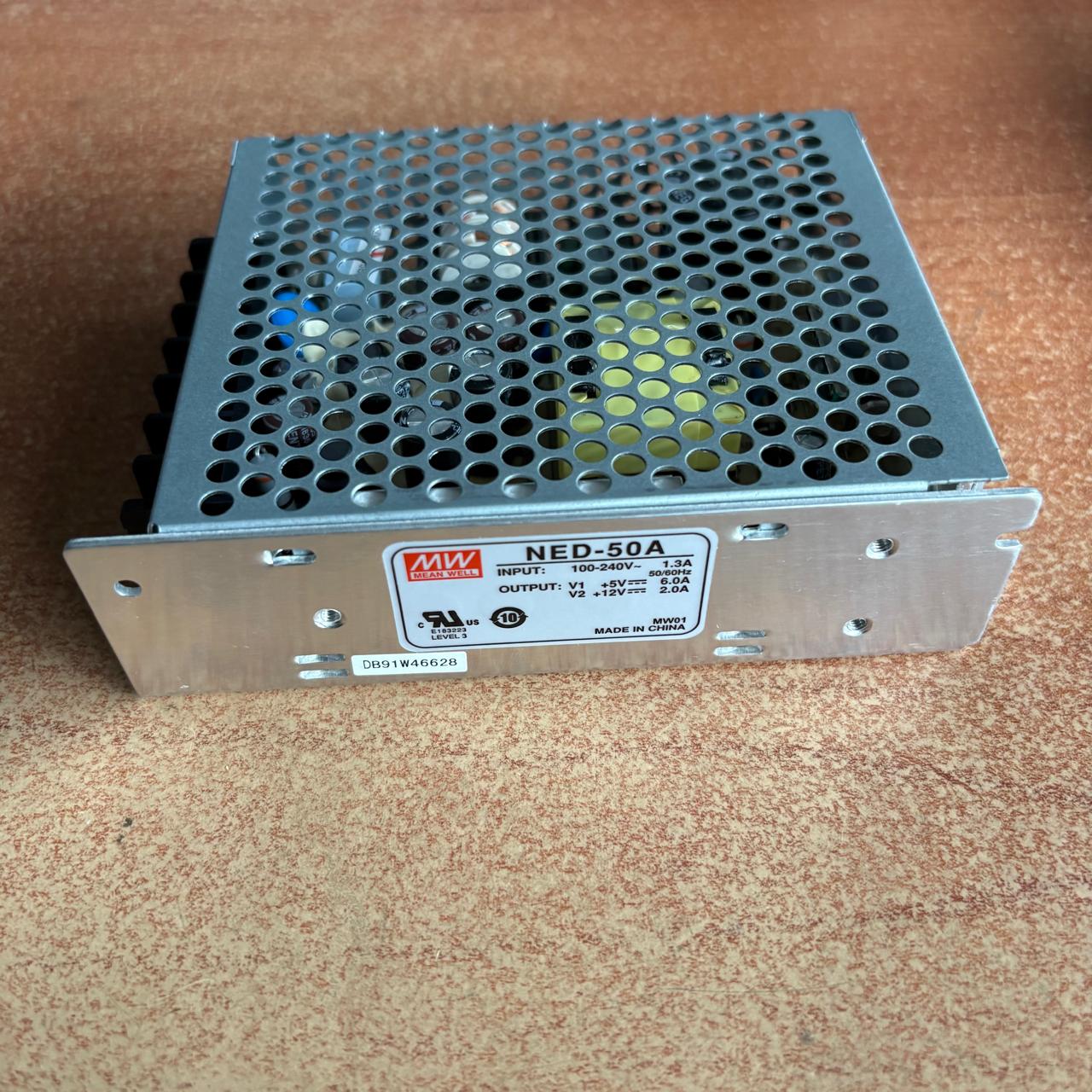 FUENTE DE PODER MW NED-50A