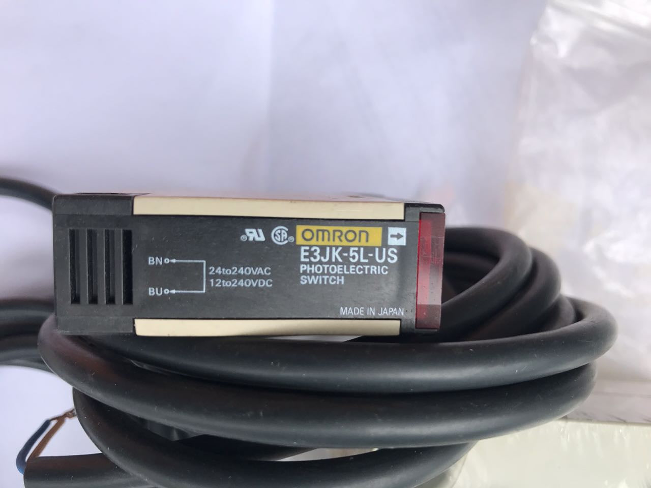 Sensor Fotoeléctrico Omron E3JK-5L-US