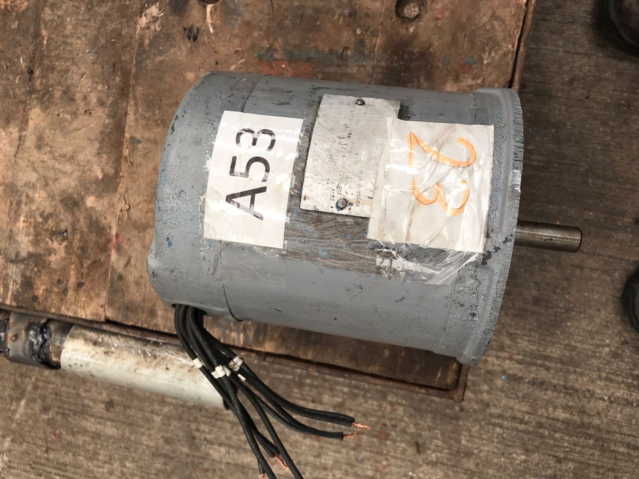 Motor de Corriente Alterna 0.25 HP General Electric KH561T1122HW