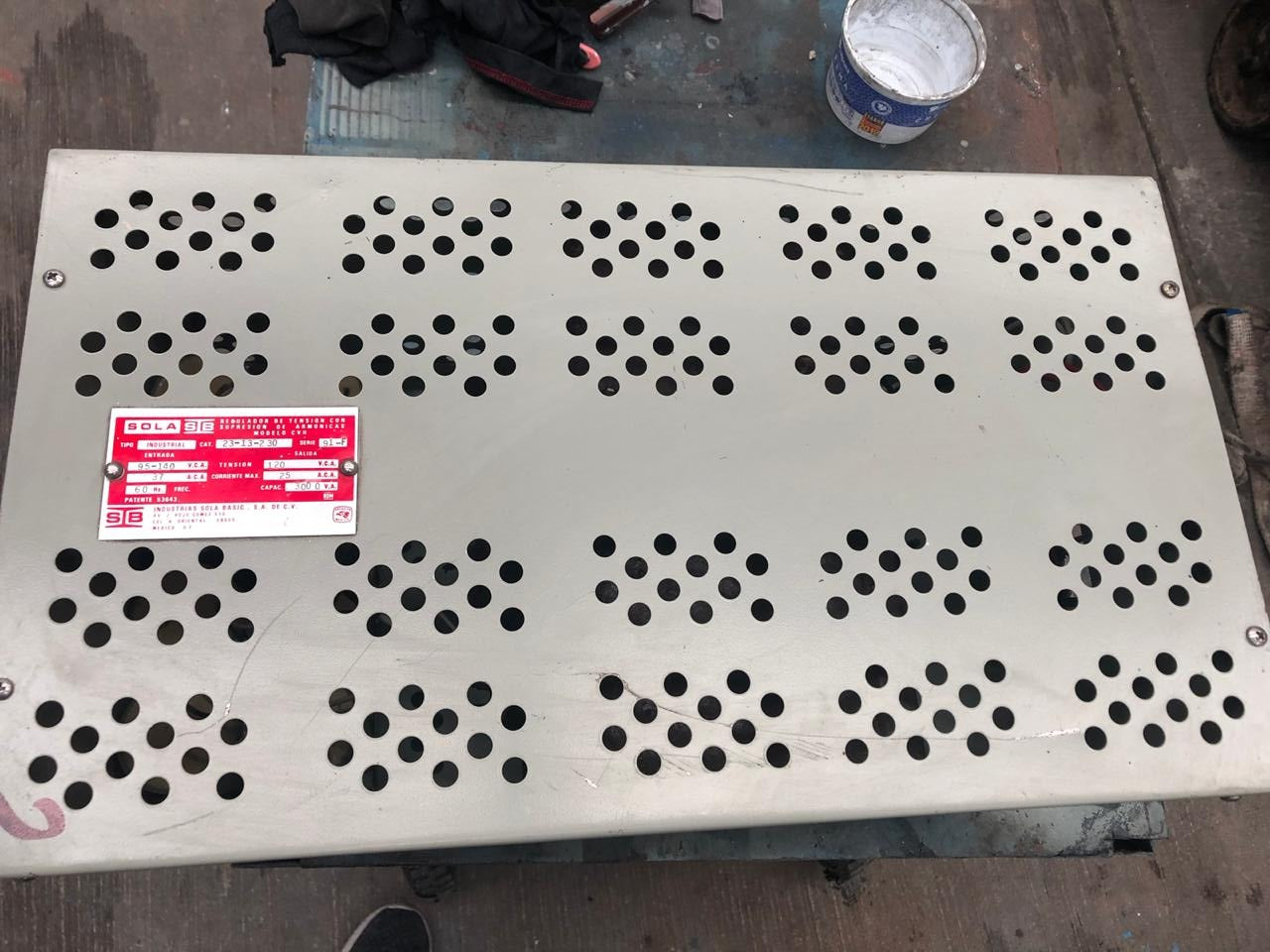 Regulador de Tensión Sola Basic 23-13-2 30