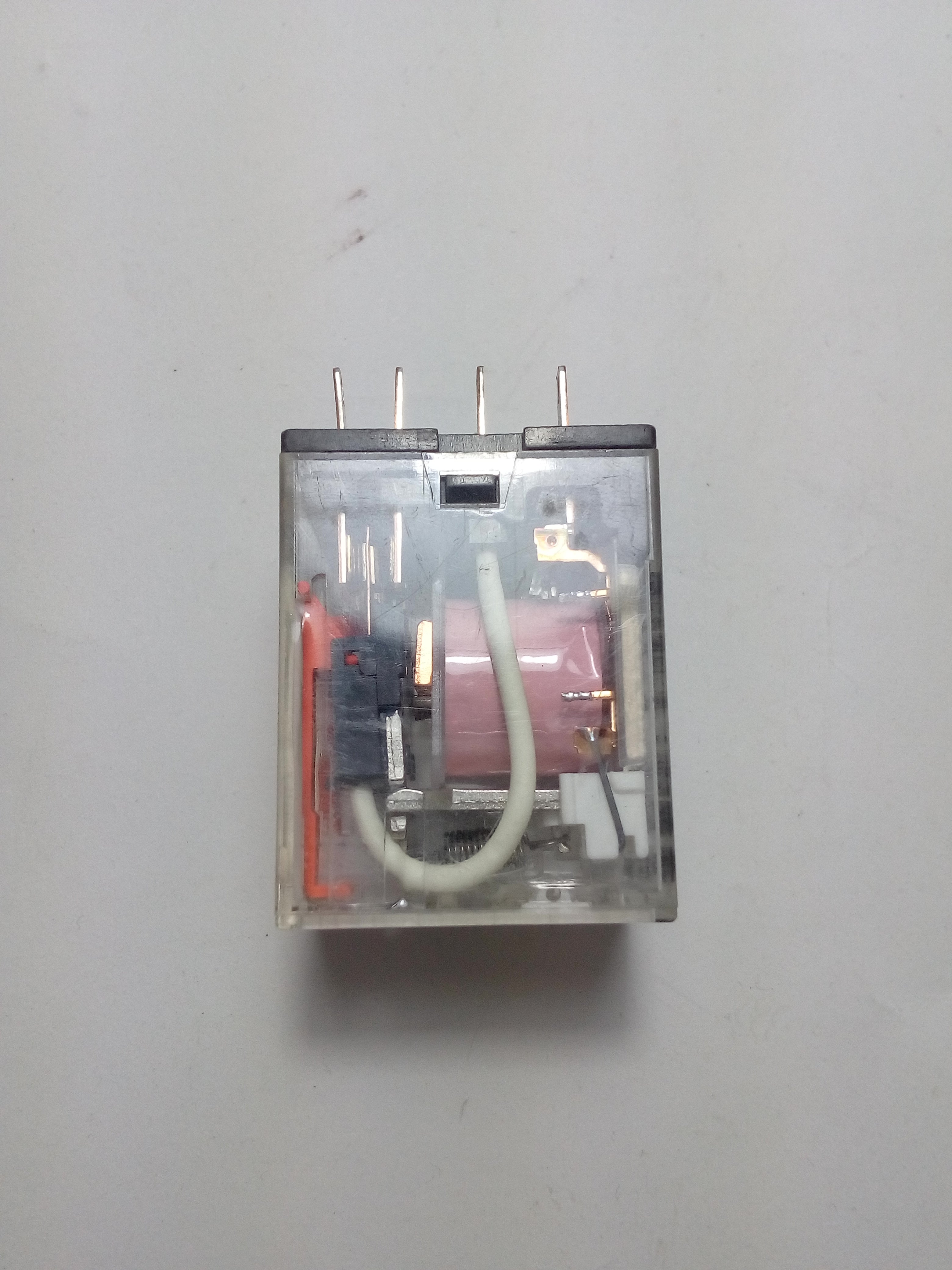 Relevador de Potencia Omron MY4N