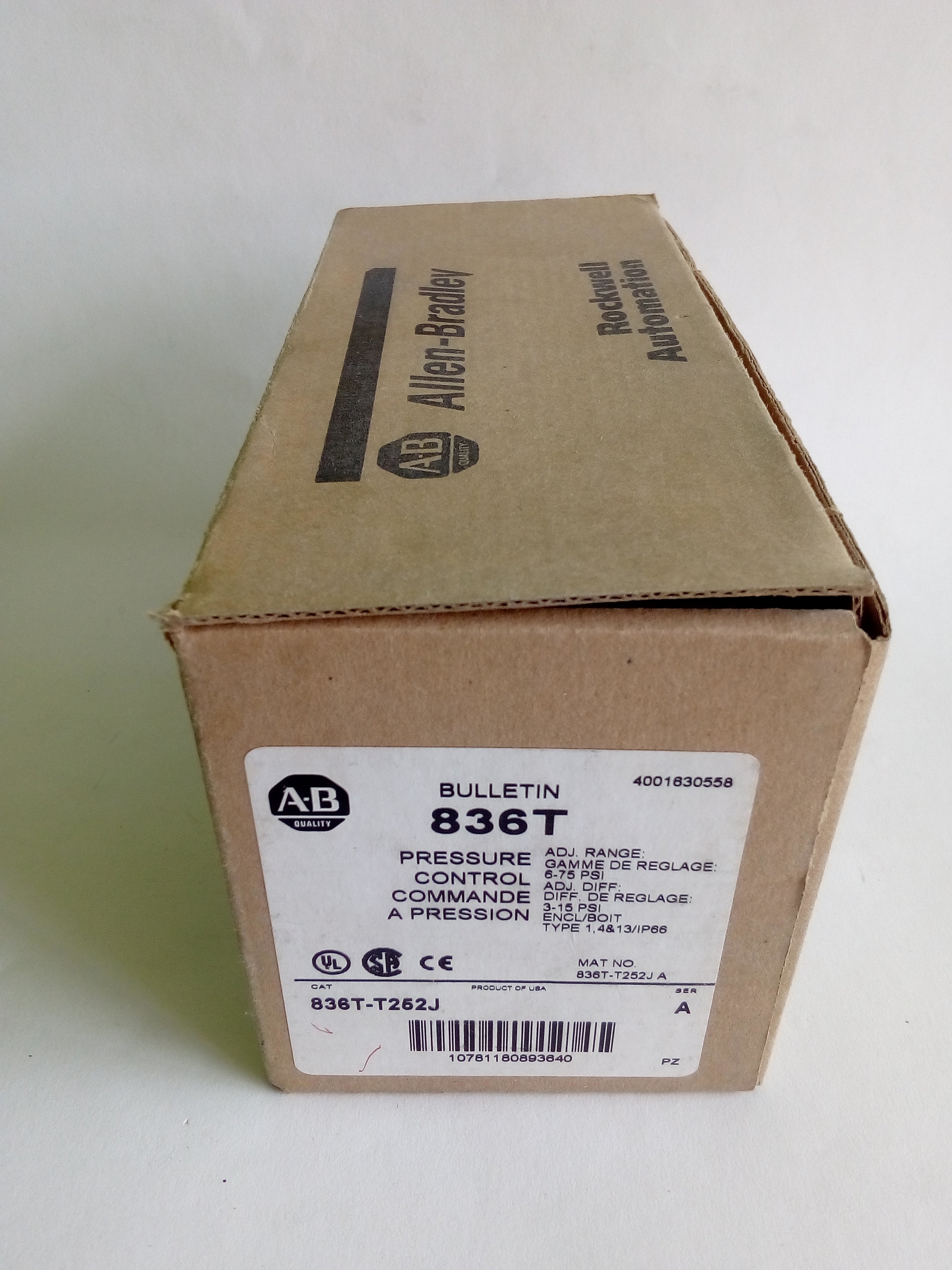 Control de Presión Allen Bradley 836T-T252J