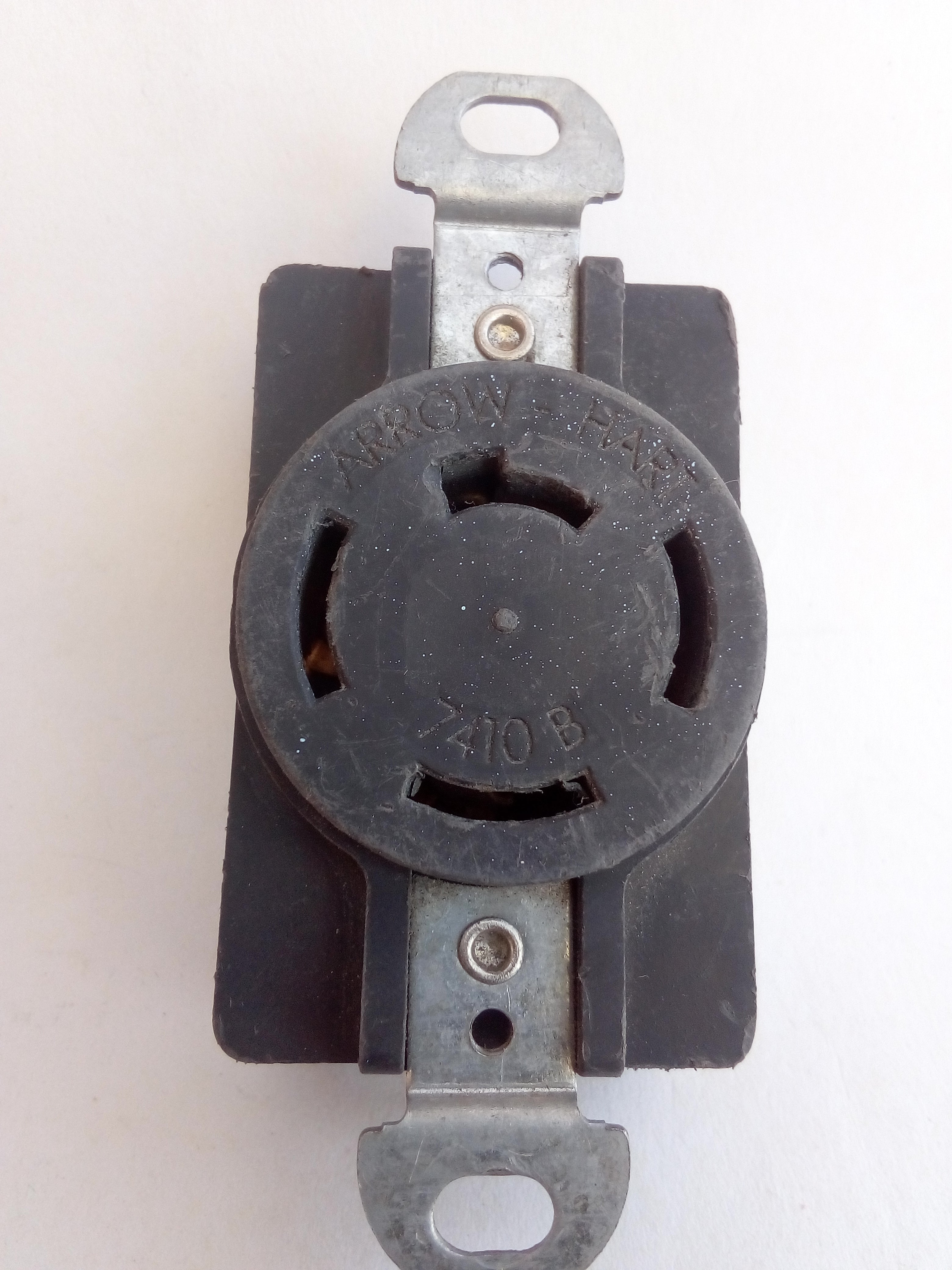 Contacto Arrow Hart 7410B