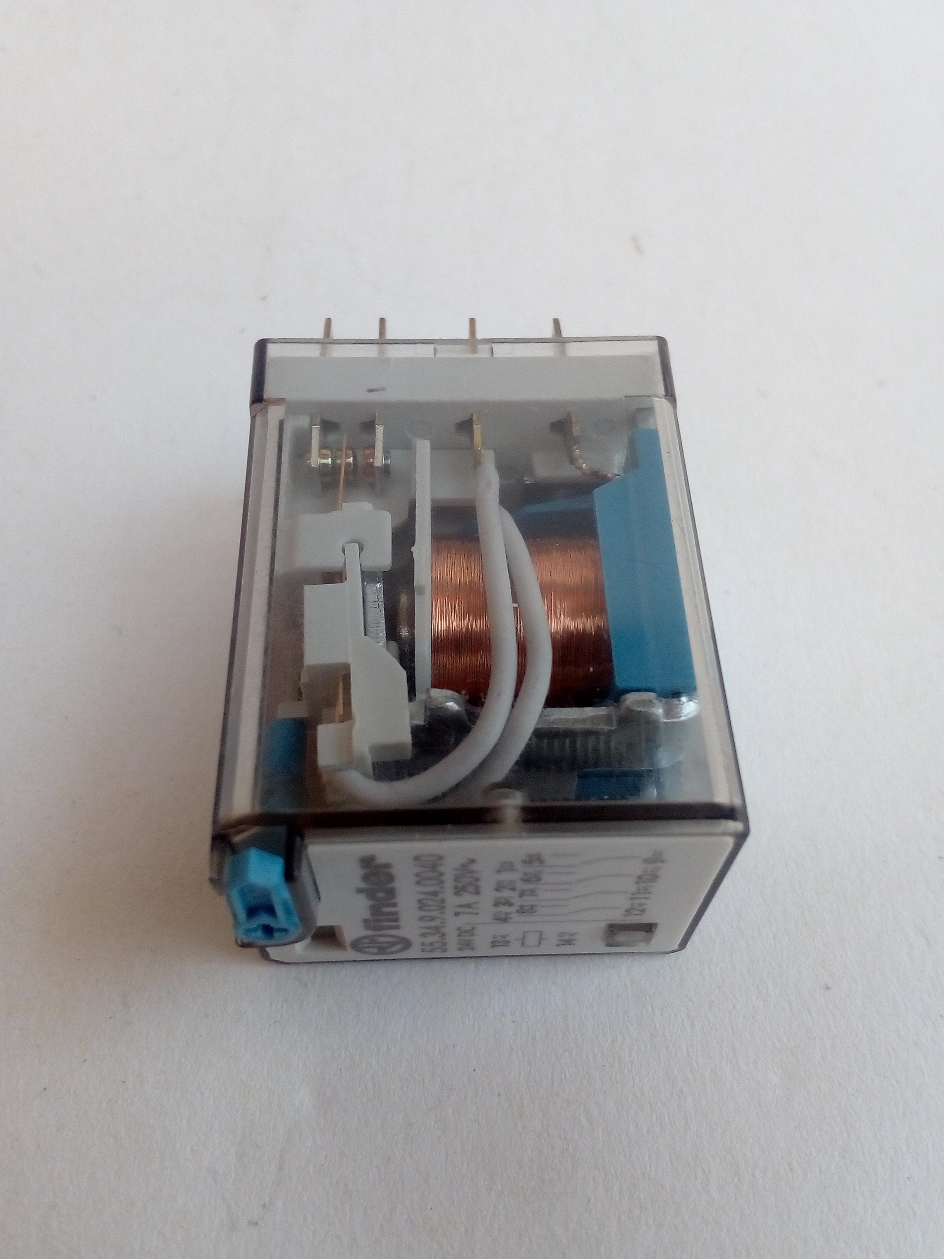 Relevador Finder 55.34.9.024.0040