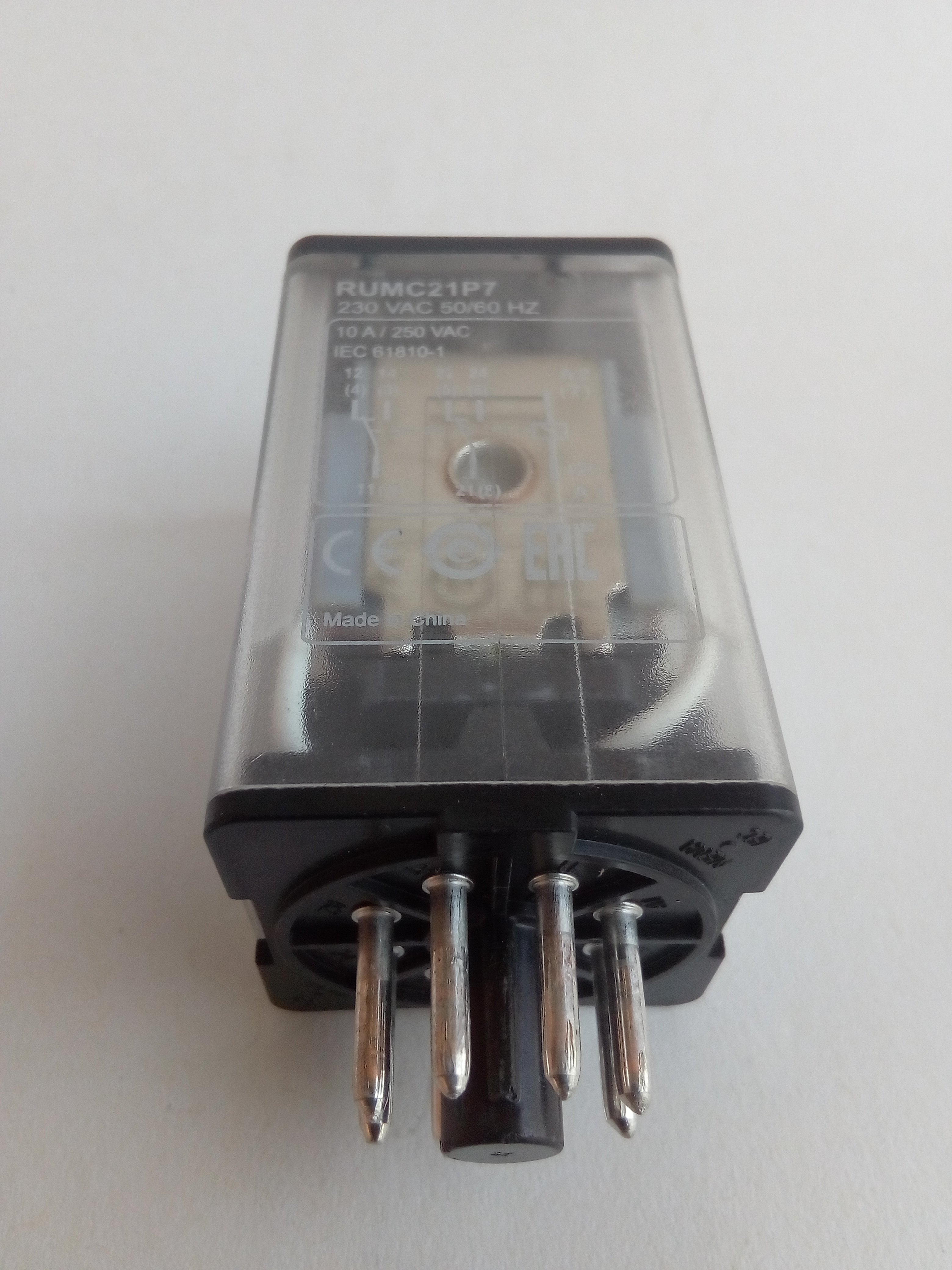 Relevador Schneider RUMC21P7