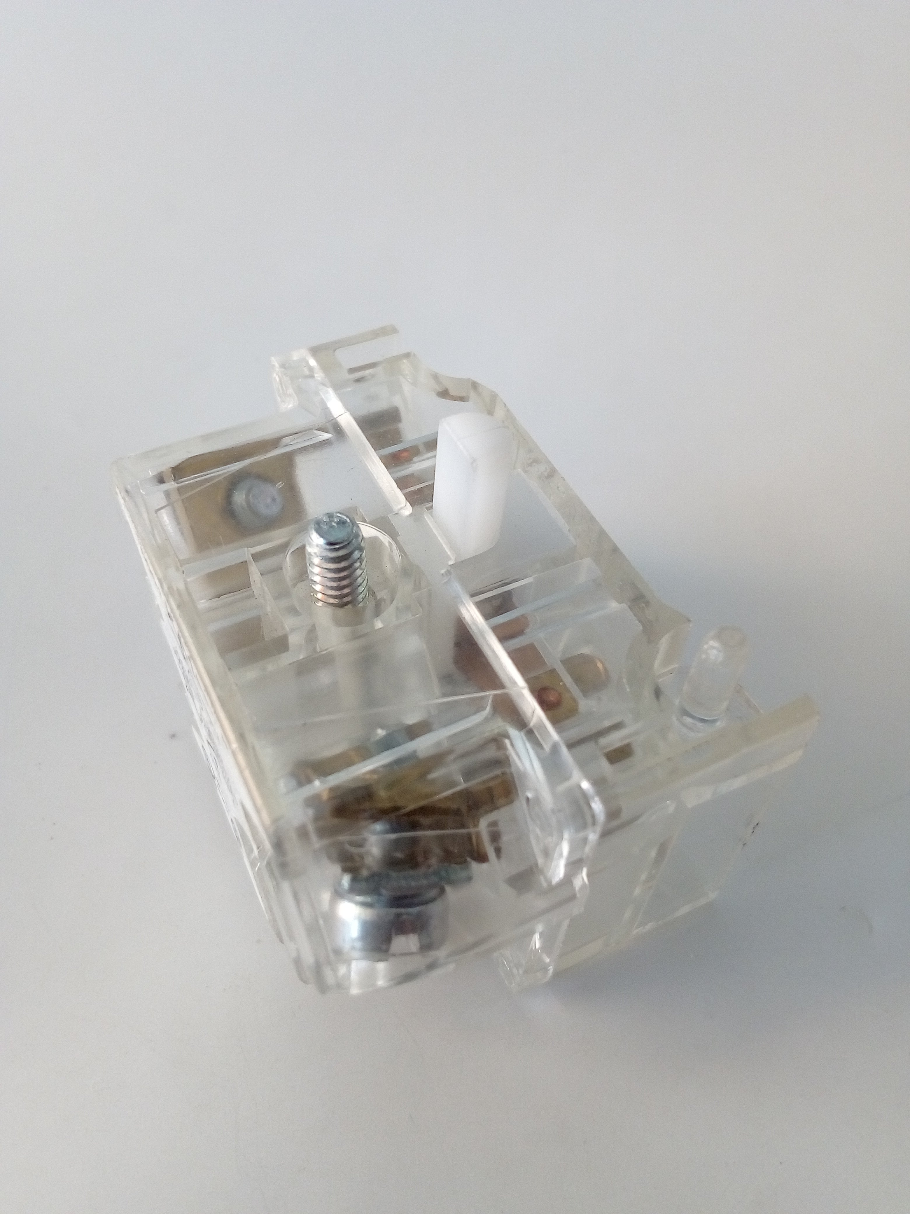 Bloque de Contactos Schneider 9001KA1