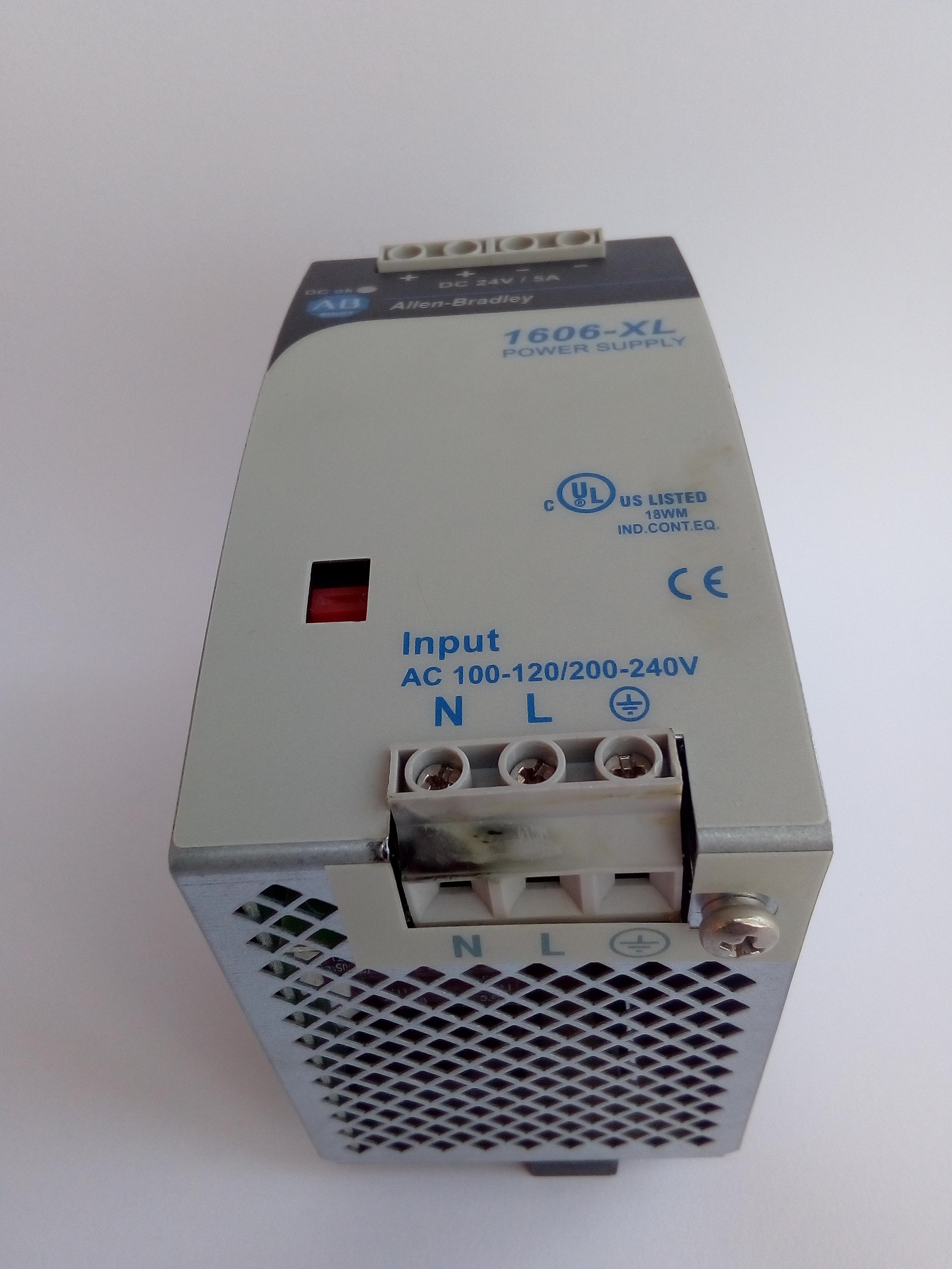 Fuente Allen Bradley 1606-XL120D