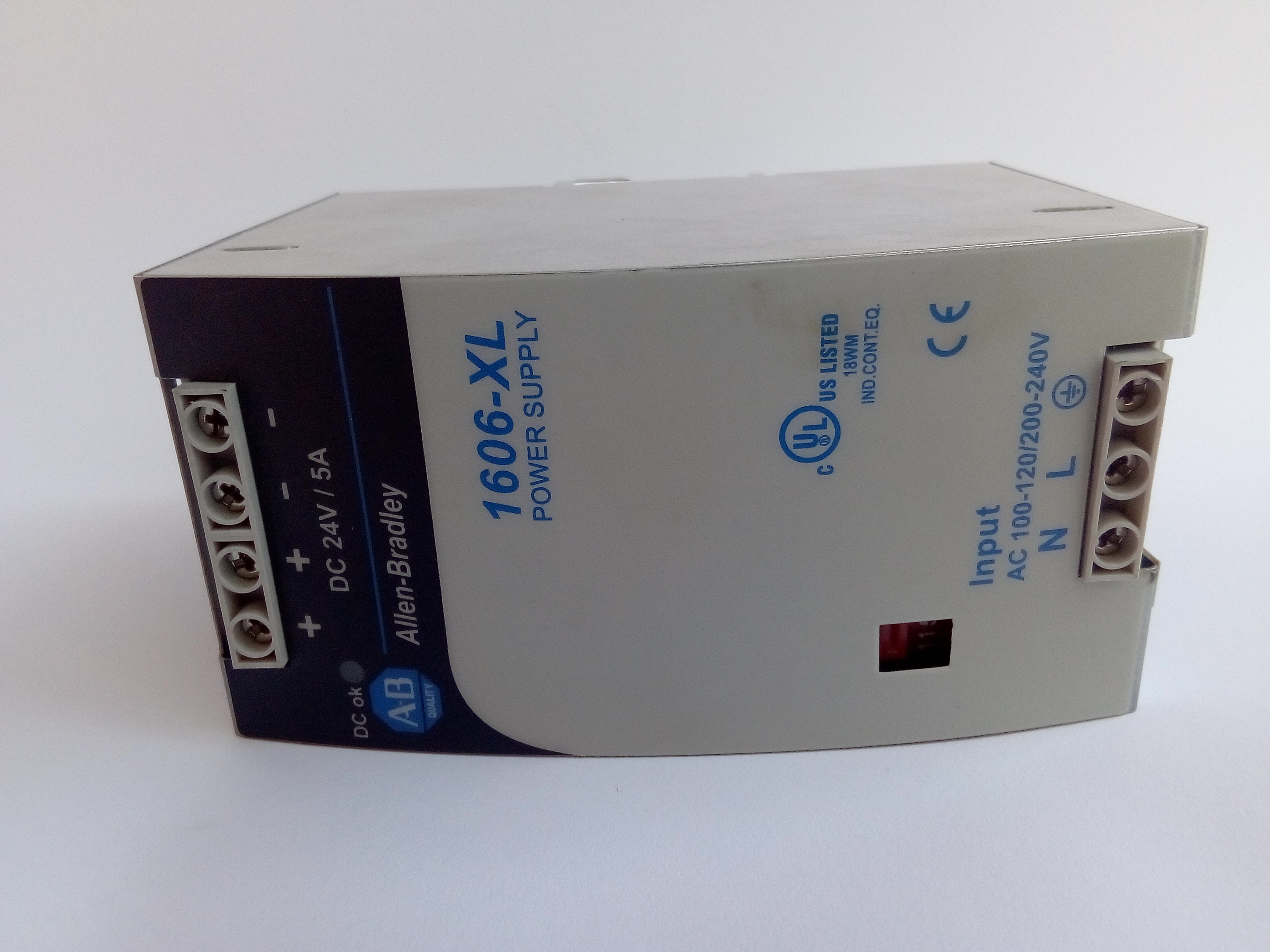 Fuente Allen Bradley 1606-XL120D