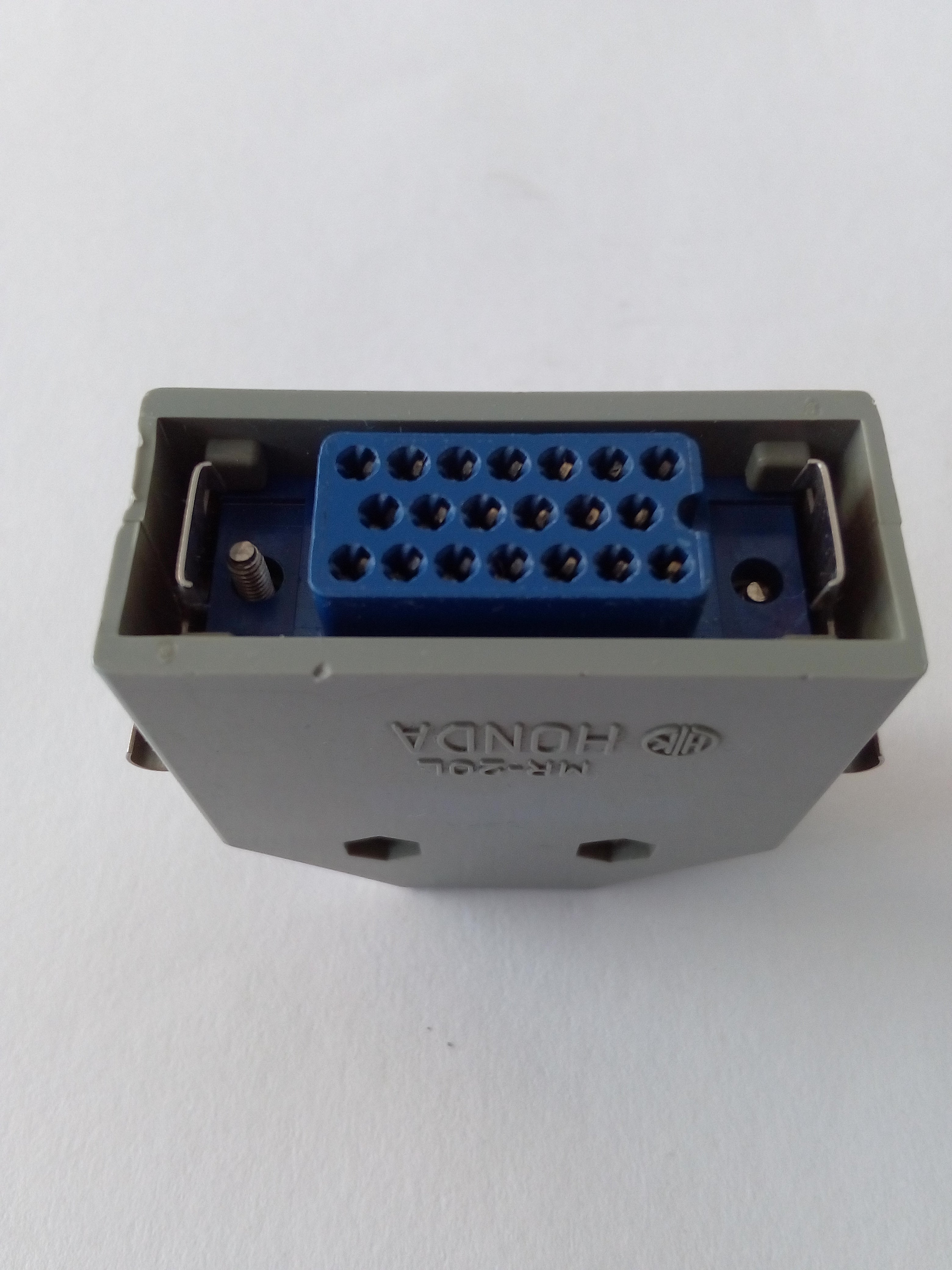 Conector Honda MR-20L