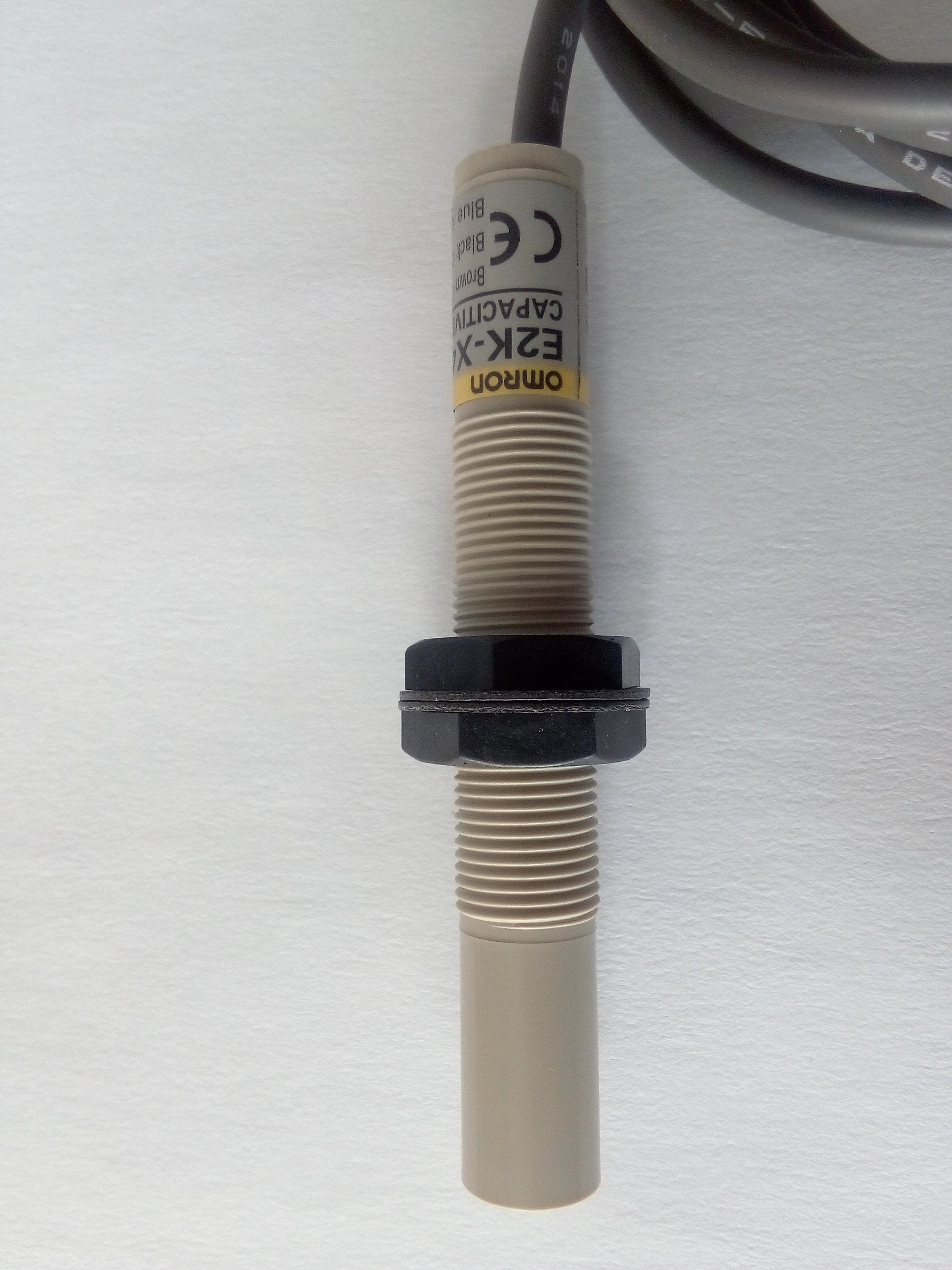 Sensor de Proximidad Capacitivo Omron E2K-X4ME1