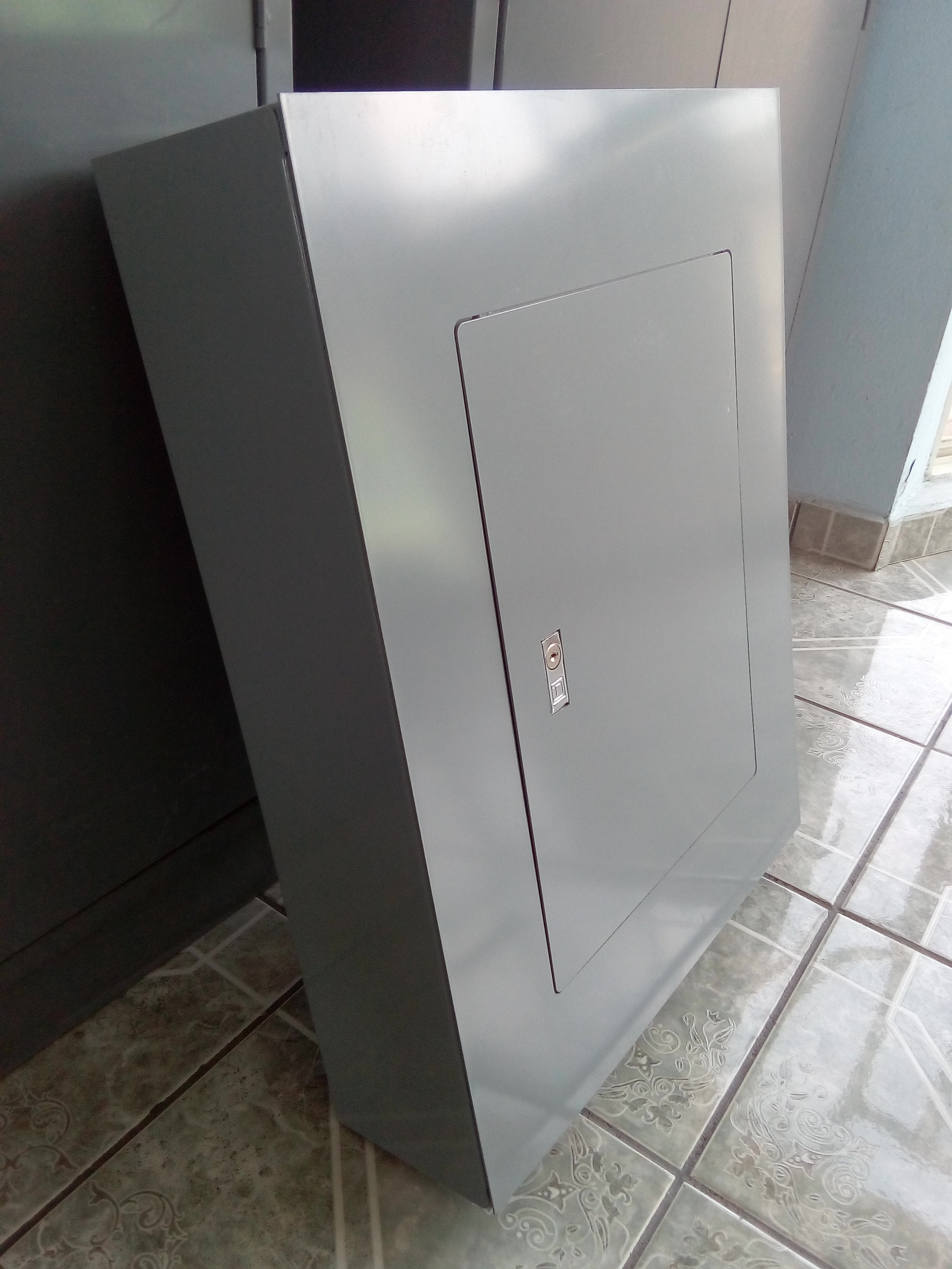 Tablero Square D NF184L12S