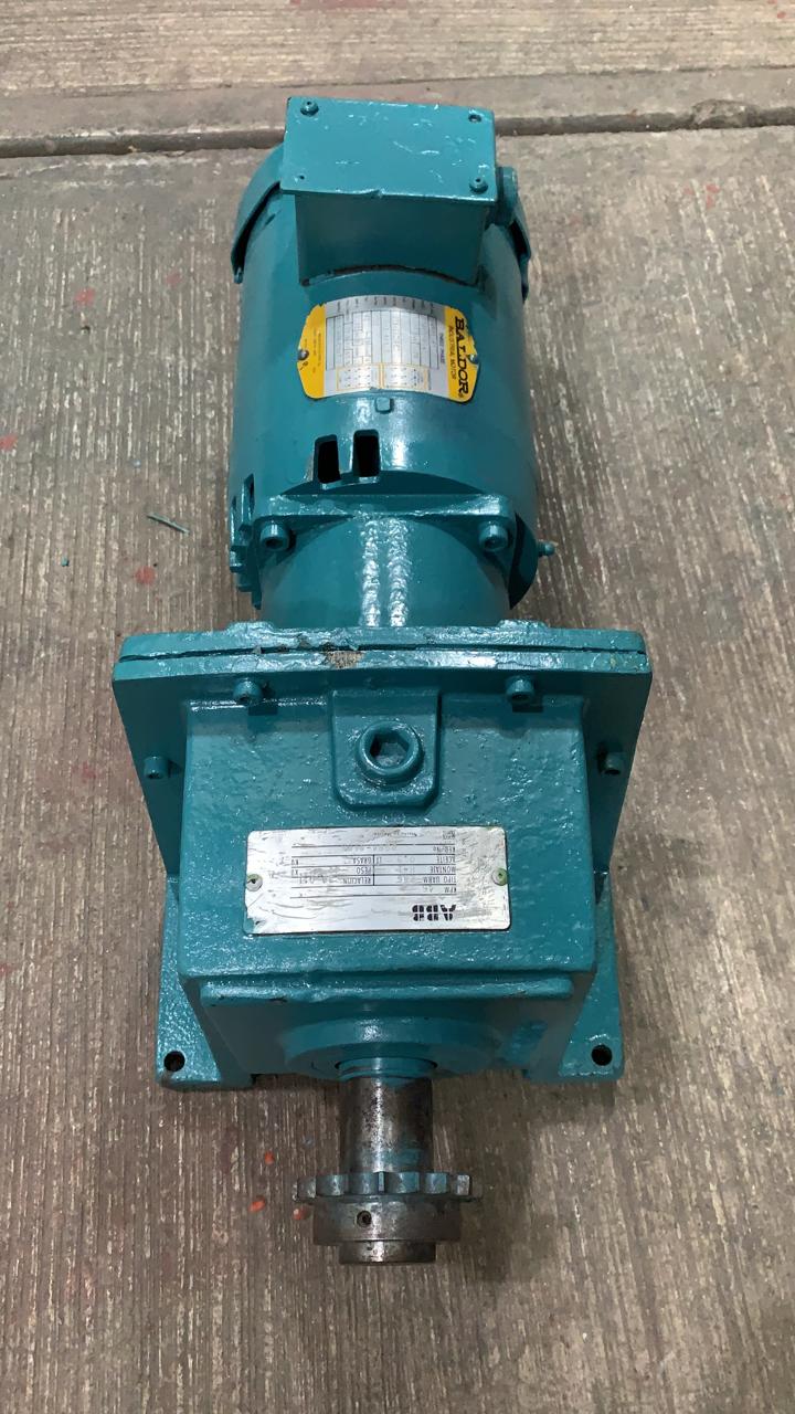 MOTORREDUCTOR ELÉCTRICO DE CORRIENTE ALTERNA MARCA ABB