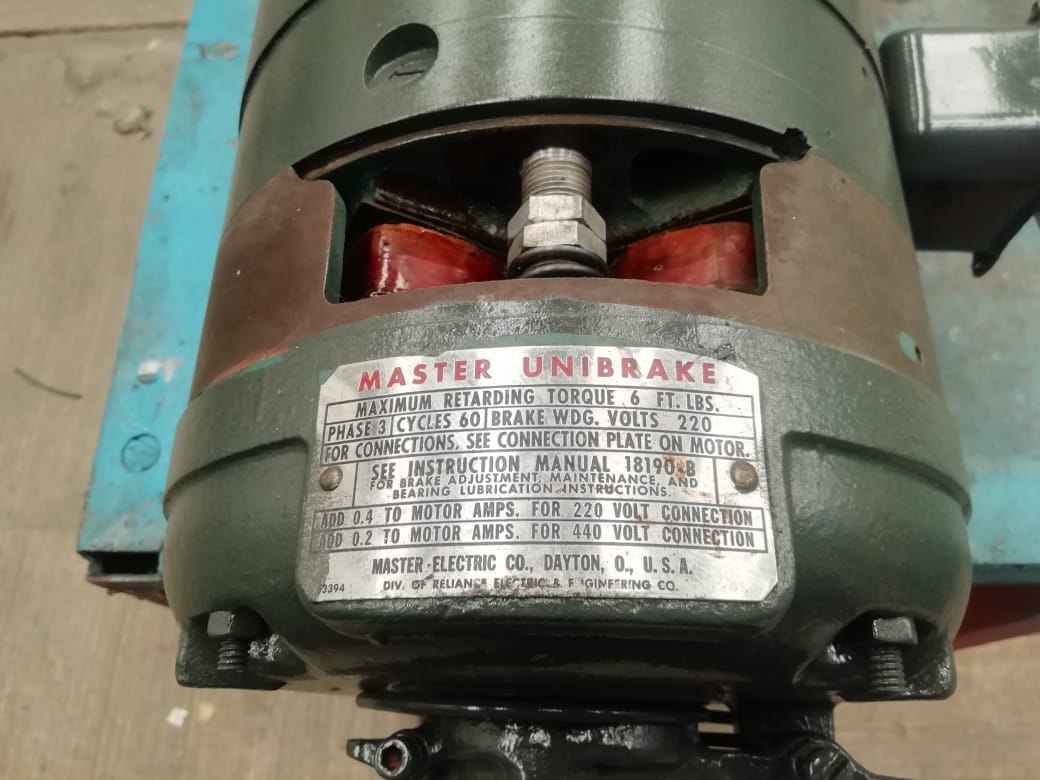 Motorreductor de Corriente Alterna 3/4 HP Master HW63460