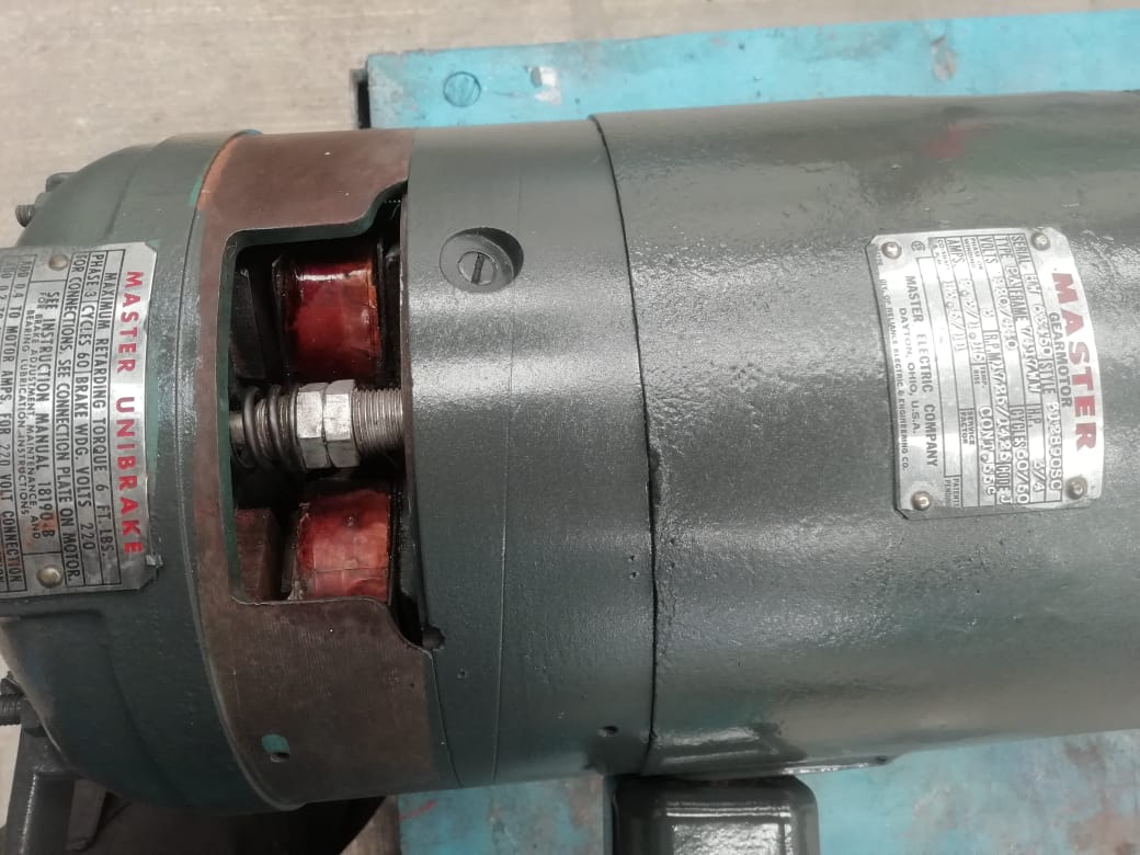 Motorreductor de Corriente Alterna 3/4 HP Master HW63460