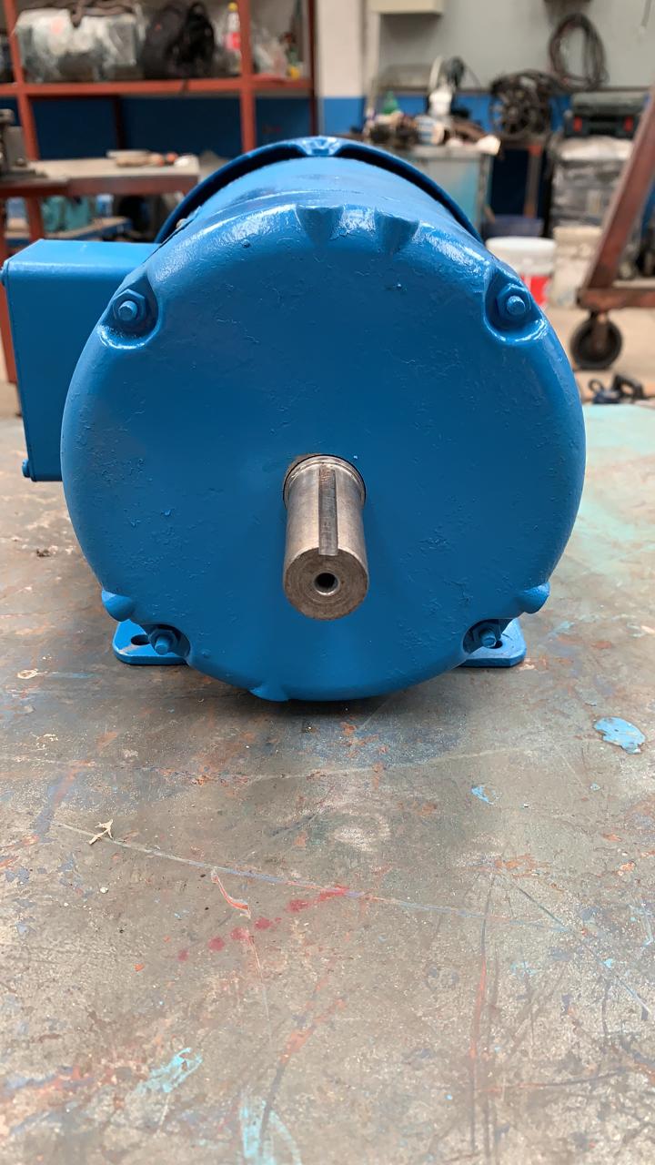 Motor de Corriente Alterna 1.5 HP Rockwell M7226 35E76W206