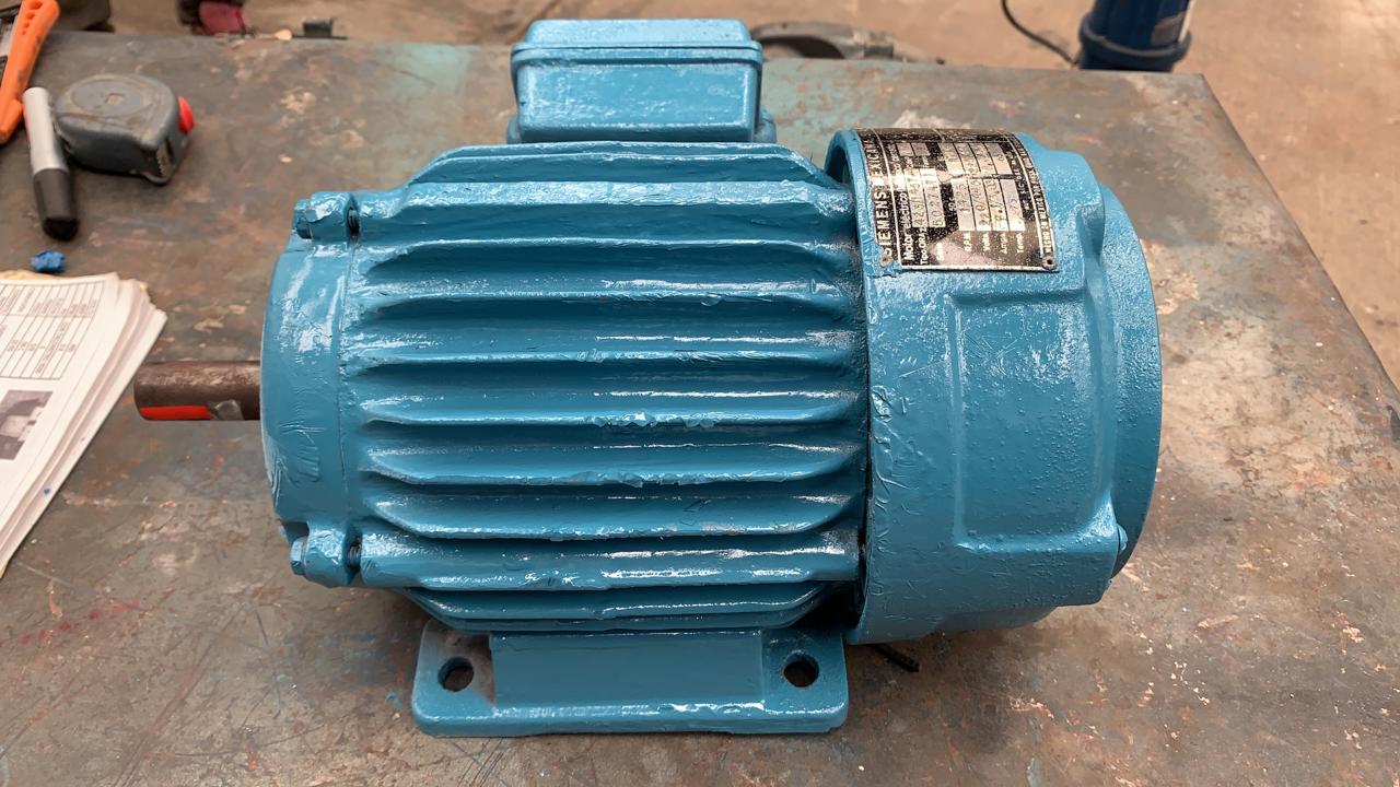 Motor de Corriente Alterna 1.5 HP Siemens Mexicana 423145T-4