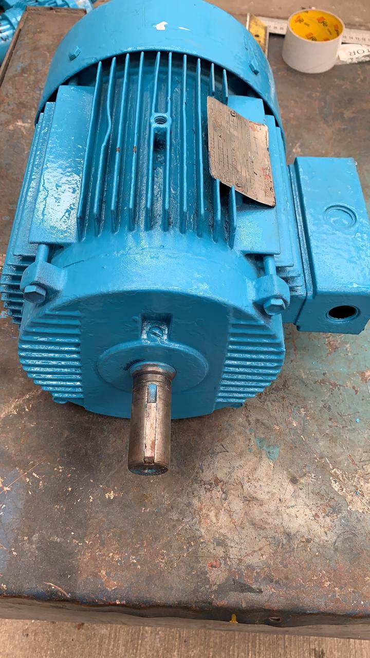 Motor de Corriente Alterna 5 HP General Electric 5K184BL220