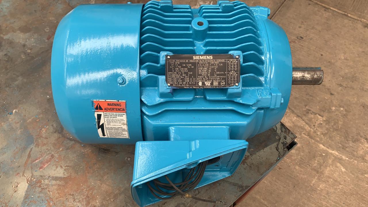 Motor de Corriente Alterna 7.5 HP Siemens 1LE22012AB114AA3