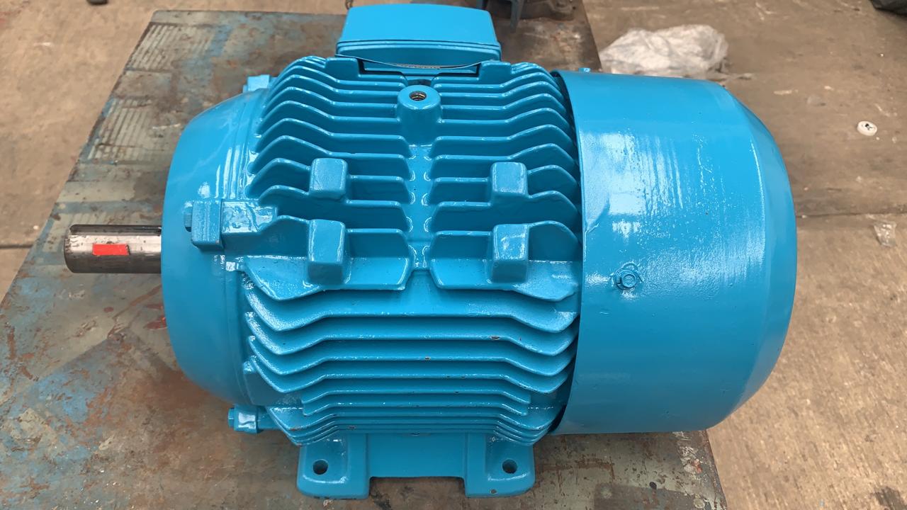 Motor de Corriente Alterna 7.5 HP Siemens 1LE22012AB114AA3