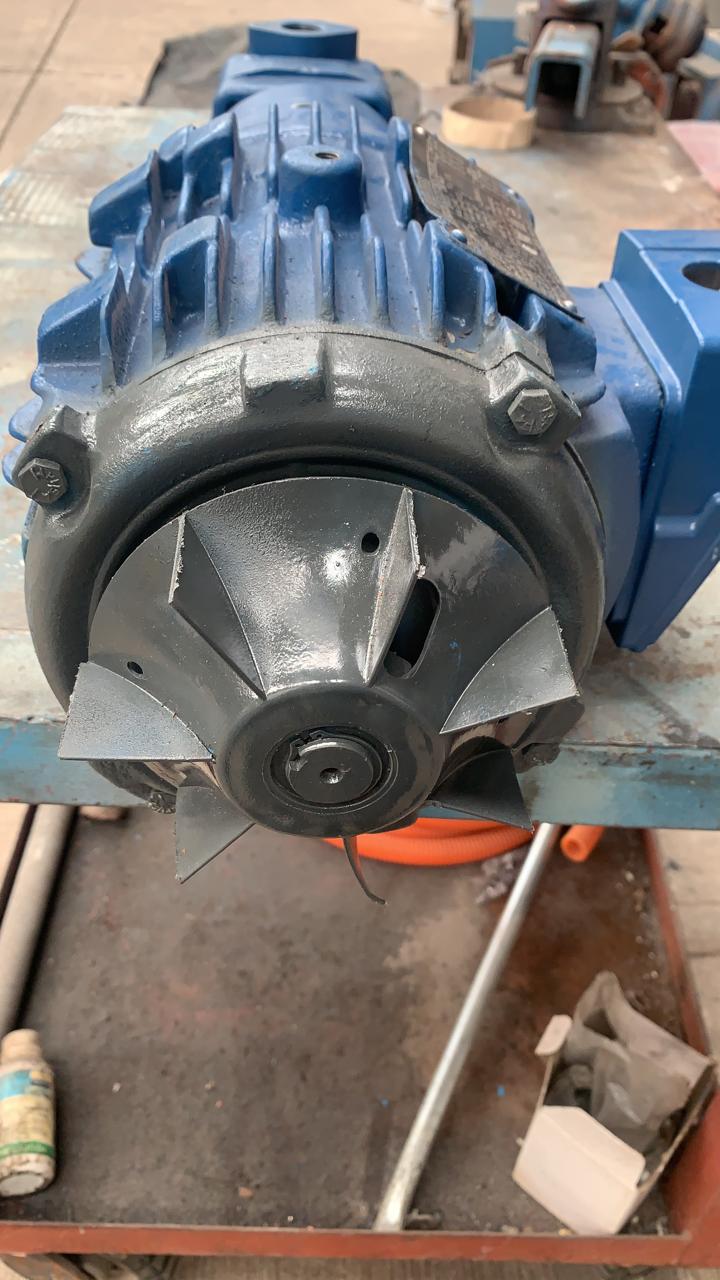 Bomba Hidráulica de Corriente Alterna 2 HP Siemens SPL8T0118GM19