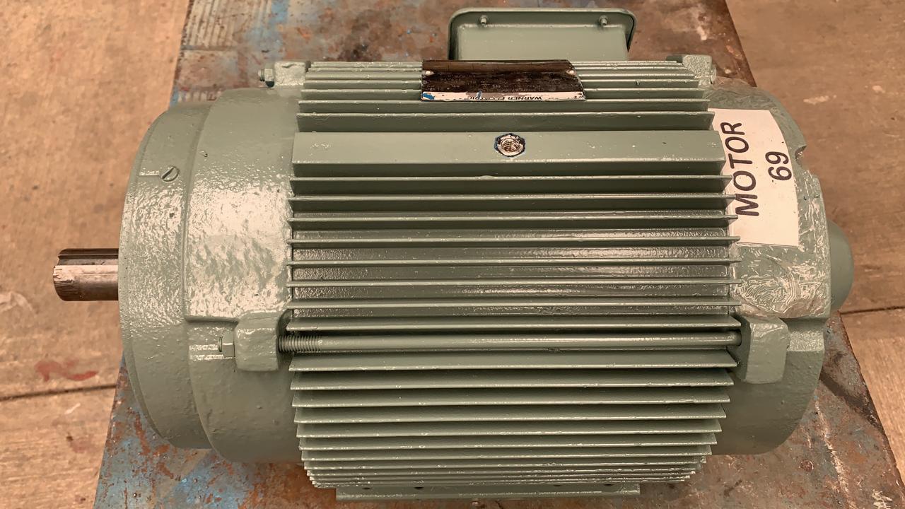 Motor de Corriente Alterna 7.5 HP Warner Electric 4N213THTL7726BA
