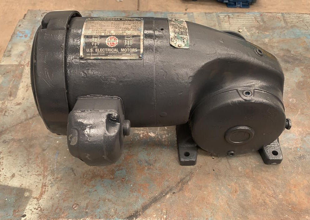 Motorreductor de Corriente Alterna Syncro Gear 1/3 HP F-1 190V 50CY 1.94 A