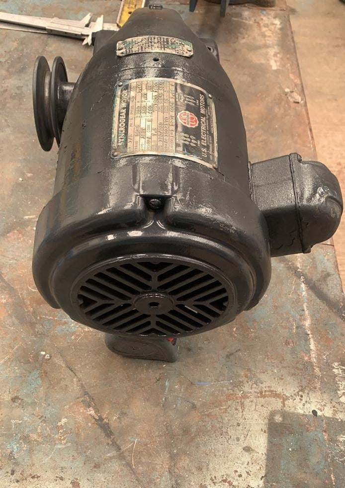 Motorreductor de Corriente Alterna Syncro Gear 1/3 HP F-1 190V 50CY 1.94 A