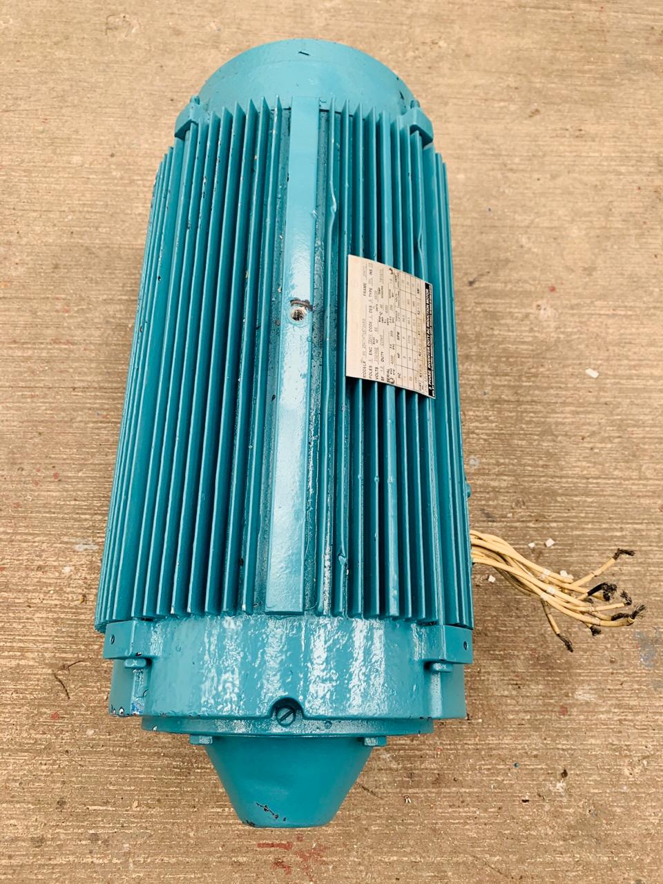 Motor de Corriente Alterna 15HP Warner Electric 4N 254THTL5726BB