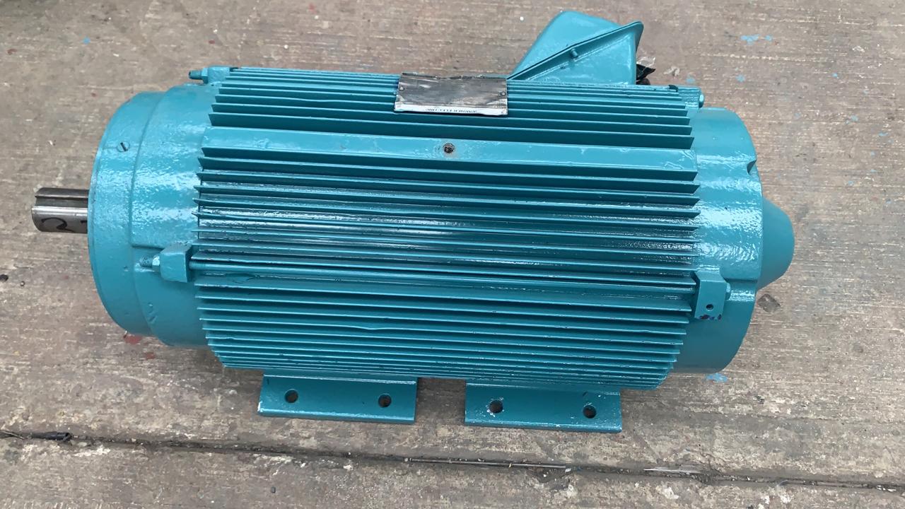 Motor de Corriente Alterna 15 HP Warner Electric TH