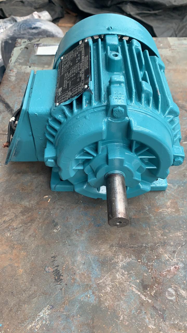Motor de Corriente Alterna 1.5 HP Siemens 1LA01442FE71
