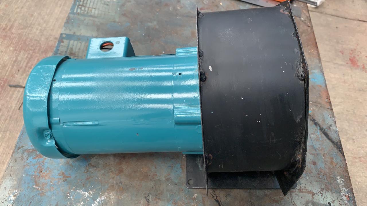 Ventilador Turbina (Corriente Alterna) para Motor de Corriente Directa 1/2 HP Baldor VM3538