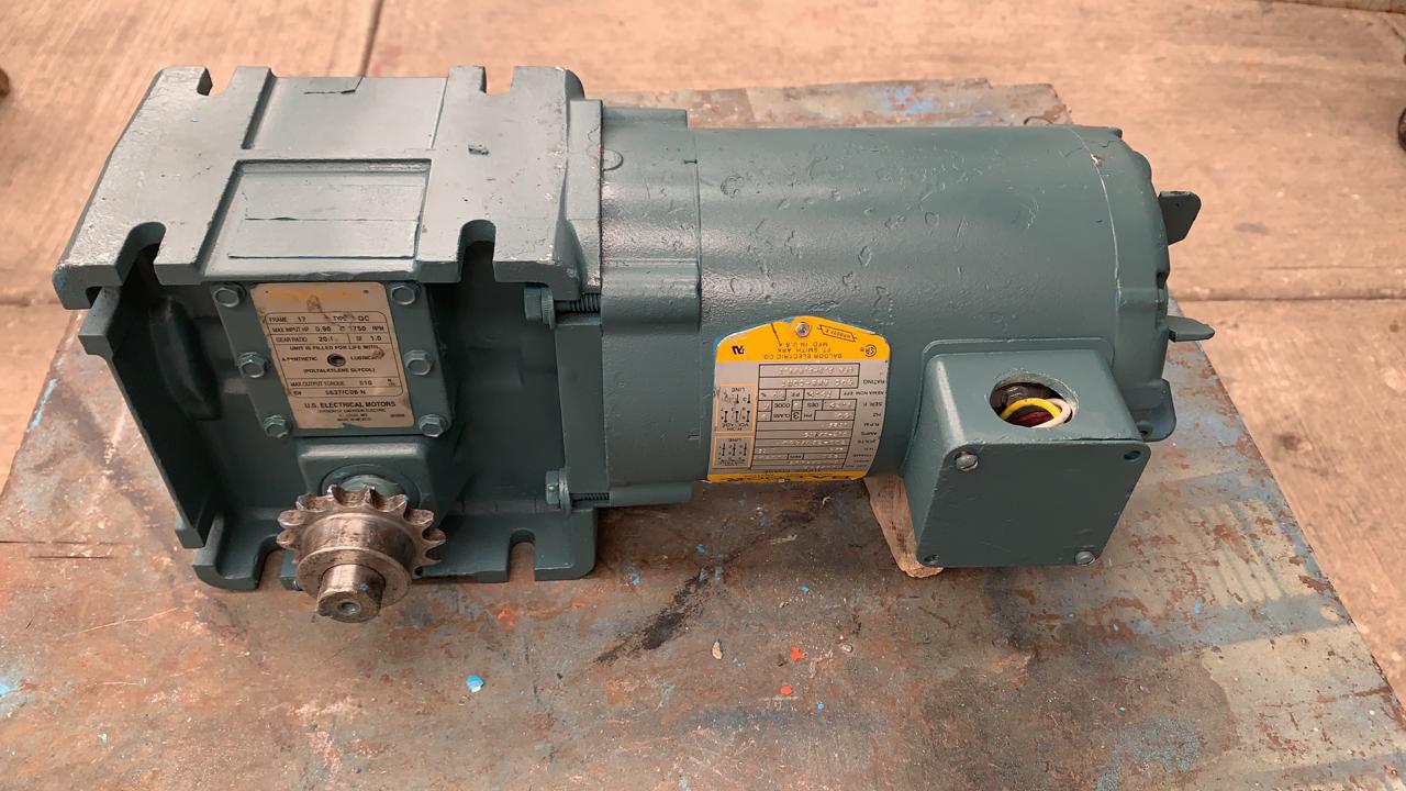 Motorreductor de Corriente Alterna 3/4 HP Baldor 5637/C06 N