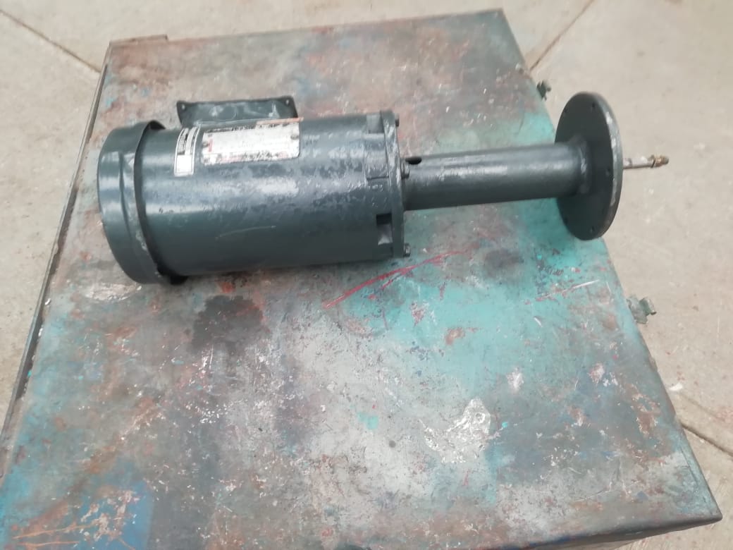 Motor de Corriente Alterna 1 HP Superflo DSW514H-3F