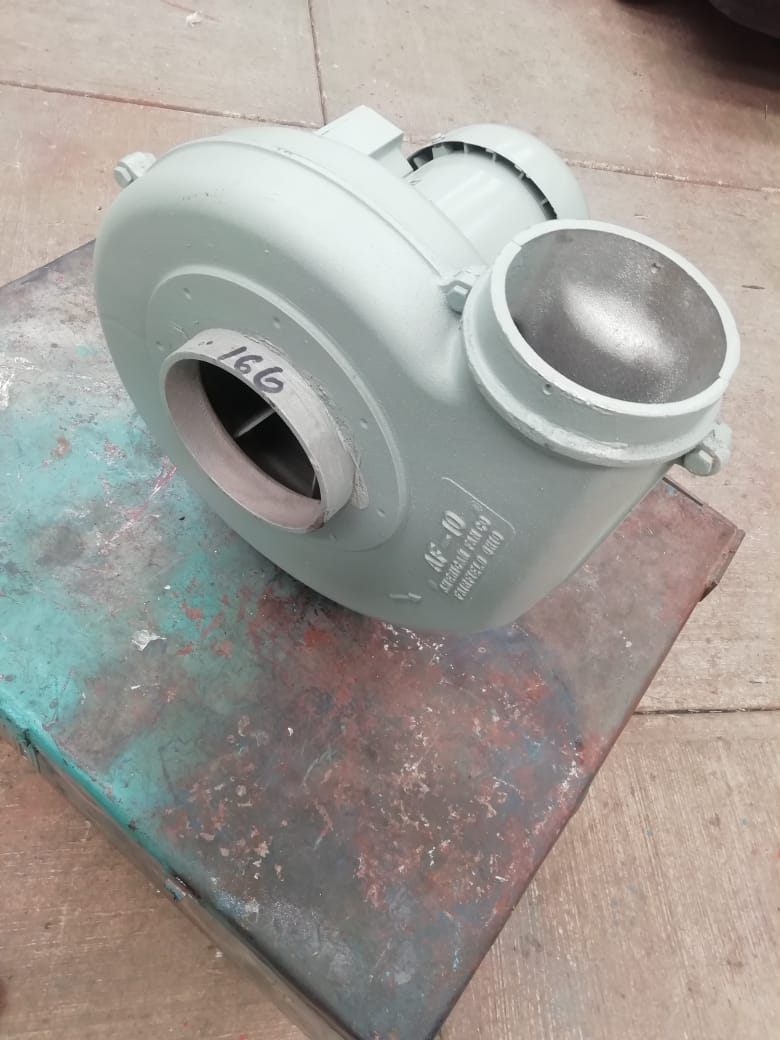 Motor de Corriente Alterna 1 HP WEG 00136ESE3EB56CFC