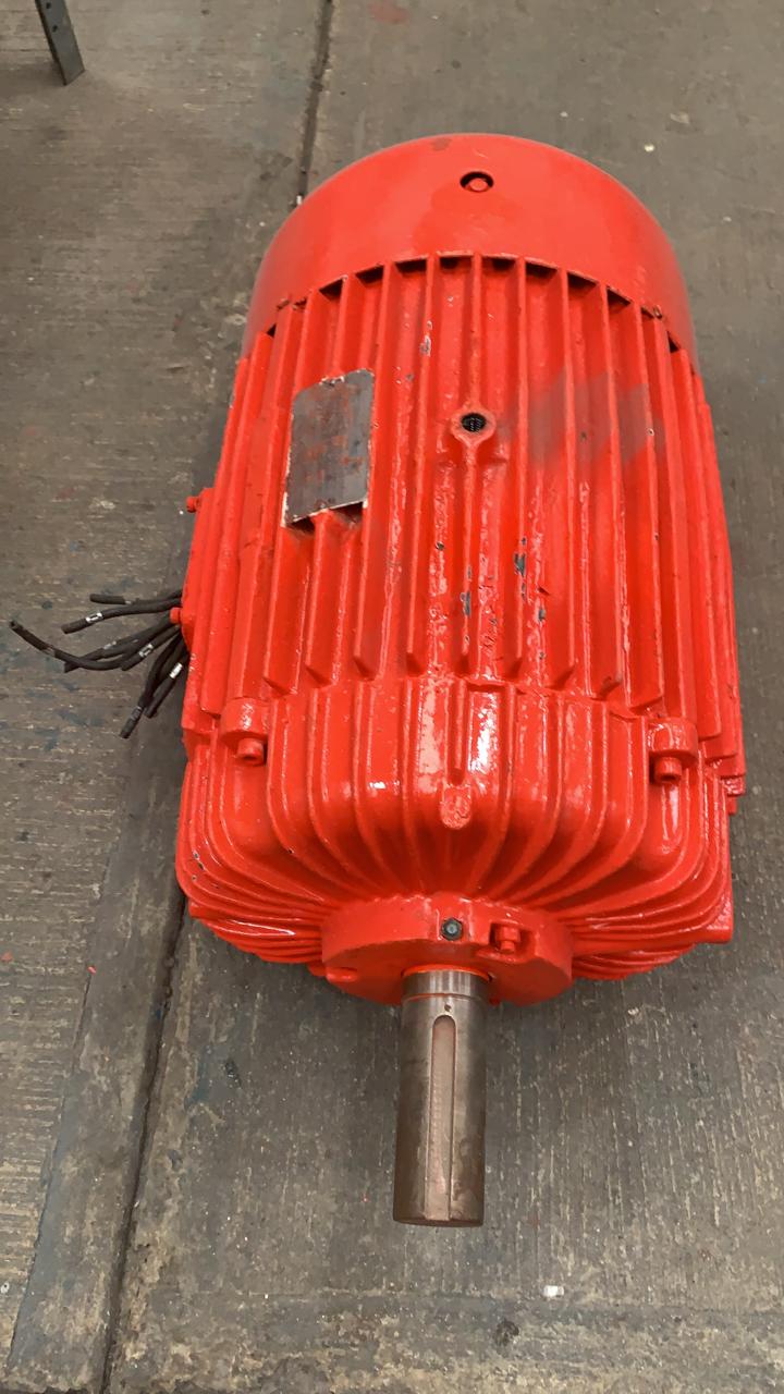 Motor de Corriente Alterna 30 HP Dilco U2150