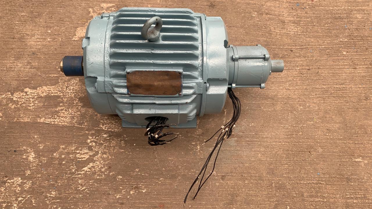 Motor de Corriente Alterna 5.5 HP Custom Motor 184-01-0027