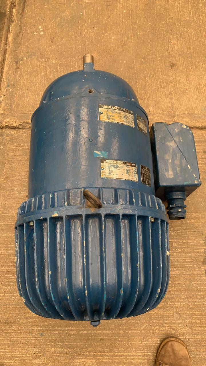 Motor de Corriente Alterna 10 HP Reuland 0100C-1ADN-0008