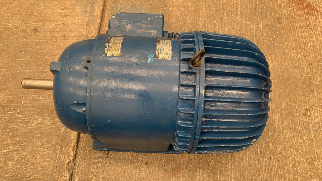 Motor de Corriente Alterna 10 HP Reuland 0100C-1ADN-0008