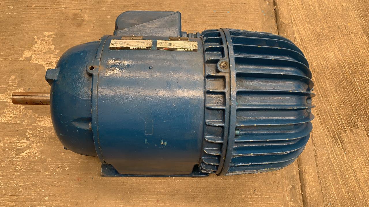 Motor de Corriente Alterna 10 HP Reuland 0100C-1ADN-0003