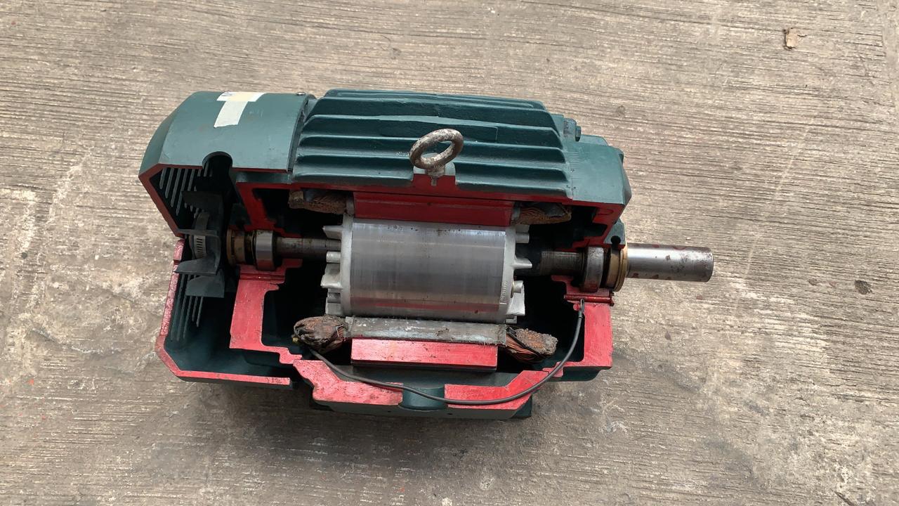 Motor de Corriente Alterna Didáctico