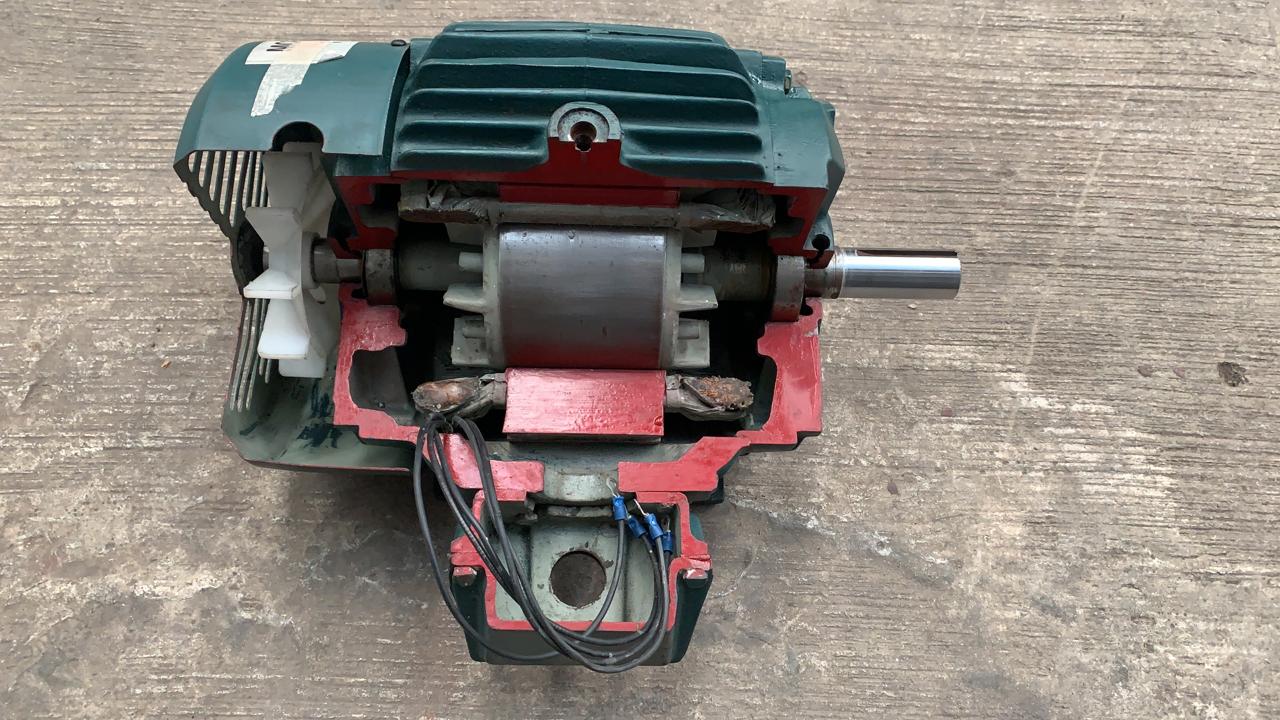 Motor de Corriente Alterna Didáctico