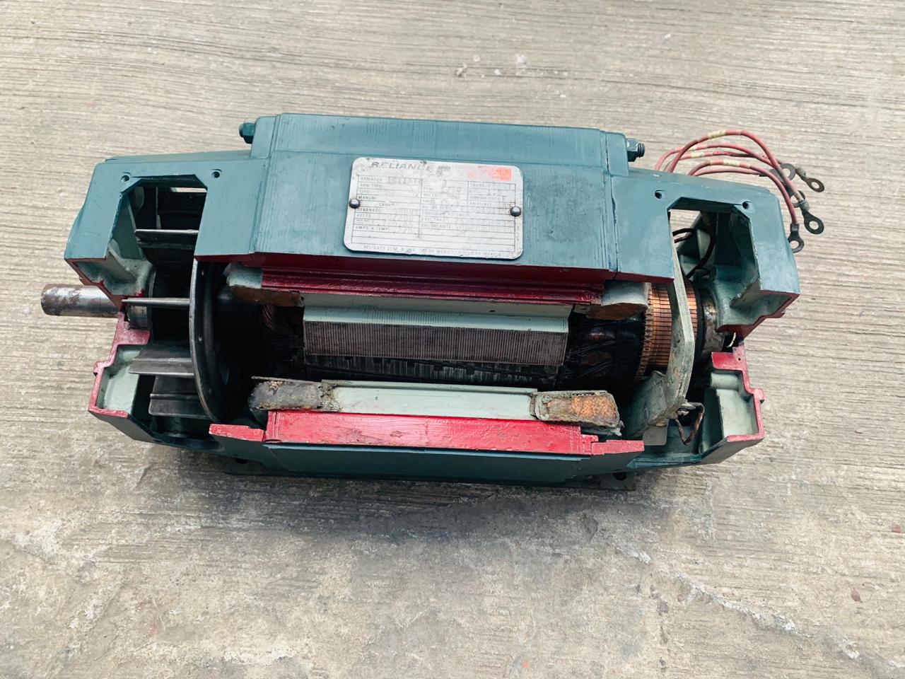 Motor de Corriente Alterna Didáctico