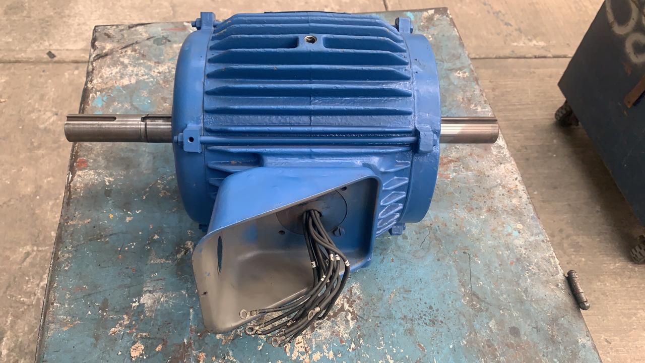 Motor de Corriente Alterna 7.5 HP Sterling BY754FGF2U3