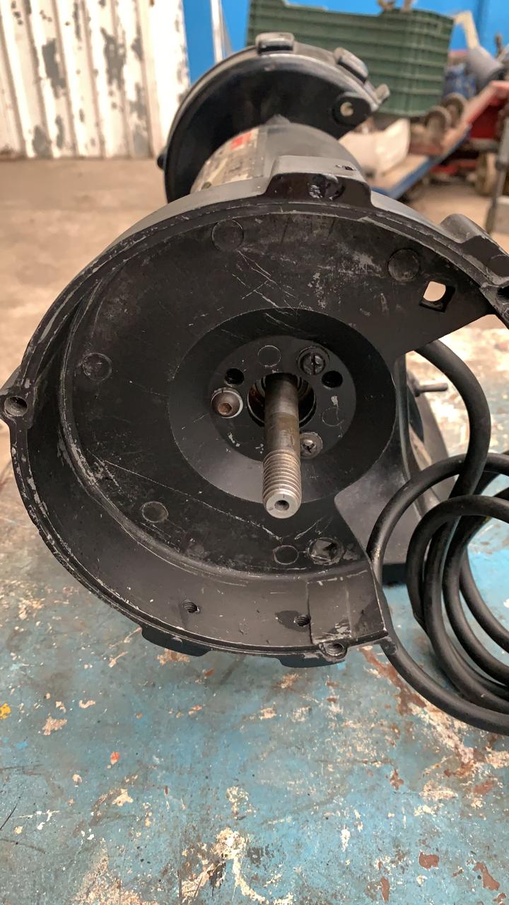 Esmeril de banco Dayton 4ZT23G