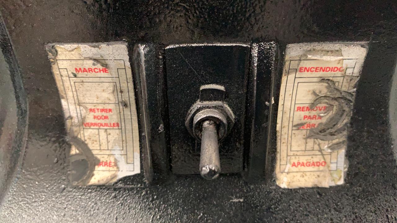 Esmeril de banco Dayton 4ZT23G