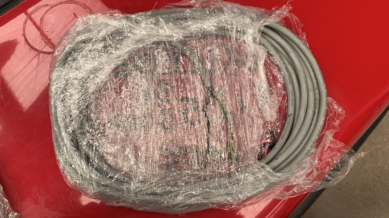 Rollo de Cable de Control Helukabel 4x14 AWG (Se vende por metro)