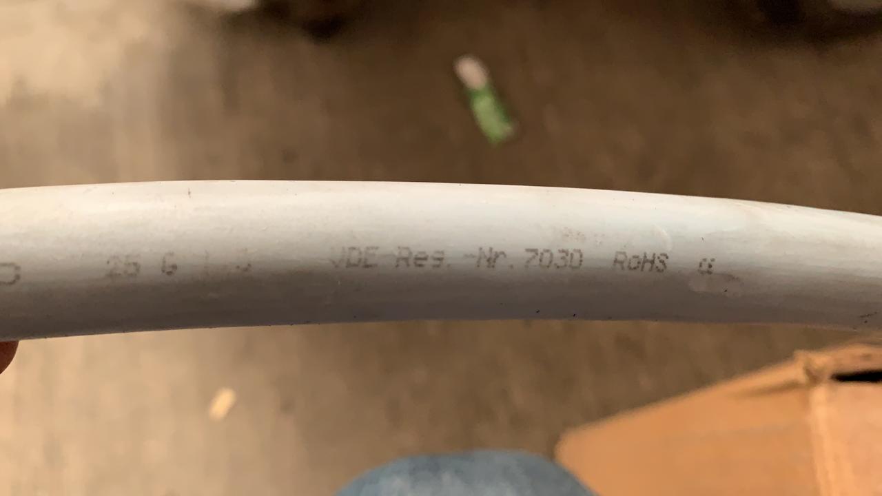 Cable de Control Lapp Kabel 25x14 AWG VDE-REG-NR 7030 (Se vende por metro)