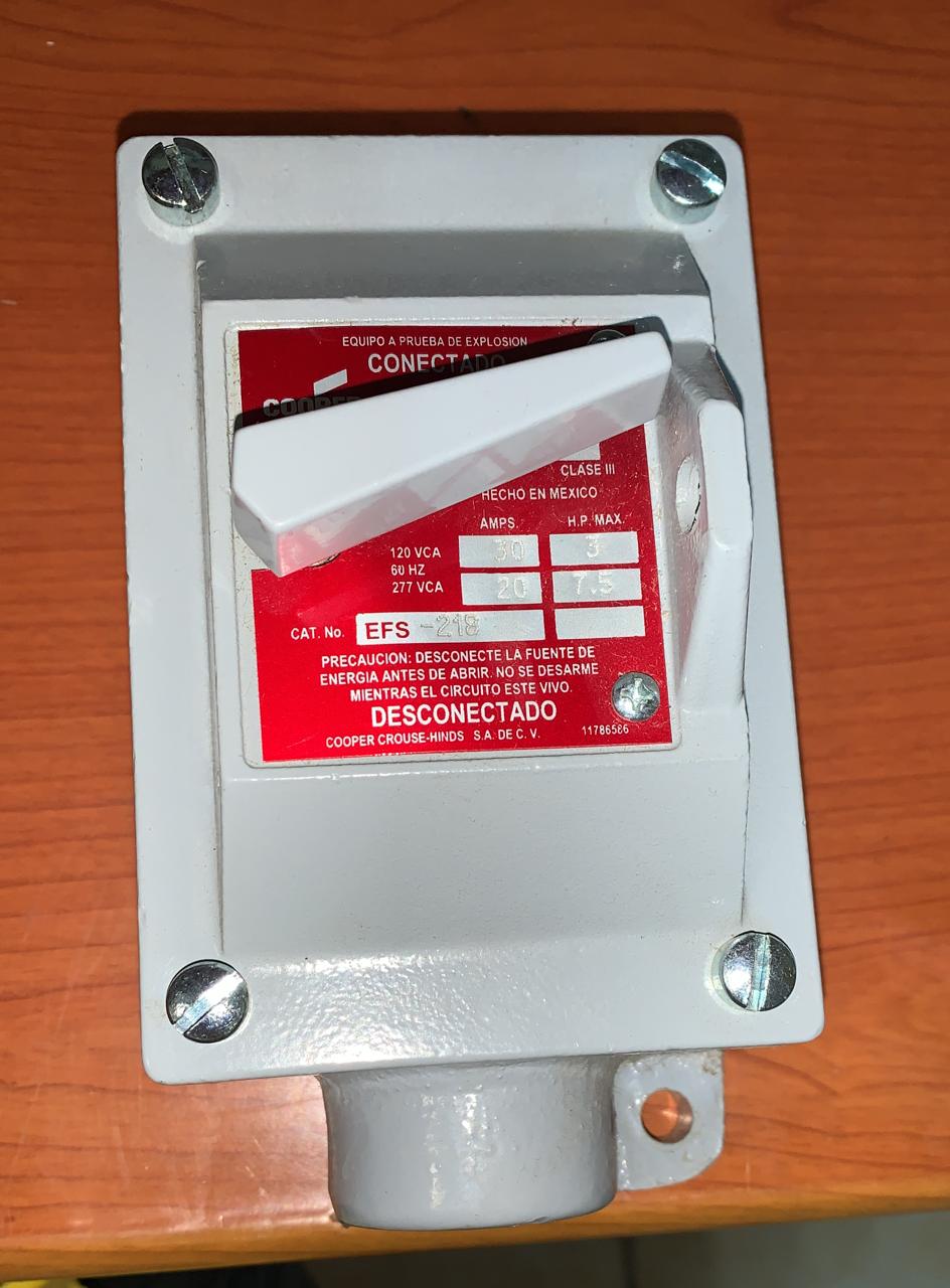 Interruptor de Palanca APE Crouse Hinds EFS218